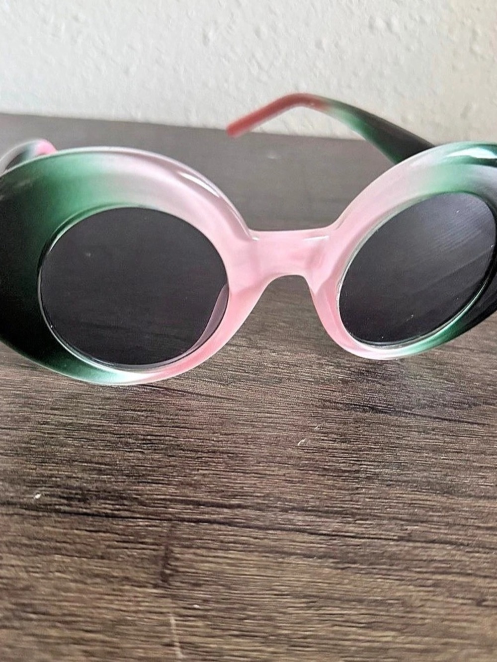 Round Green & Pink Sunglasses Like New